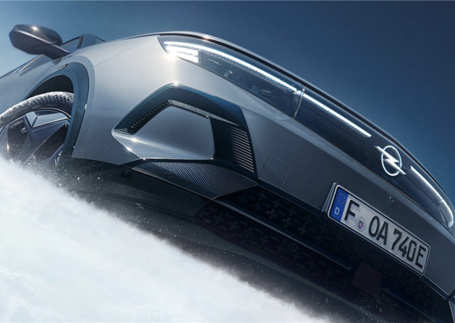 The Opel Grandland Electric AWD: A bold SUV with muscle and juice!
